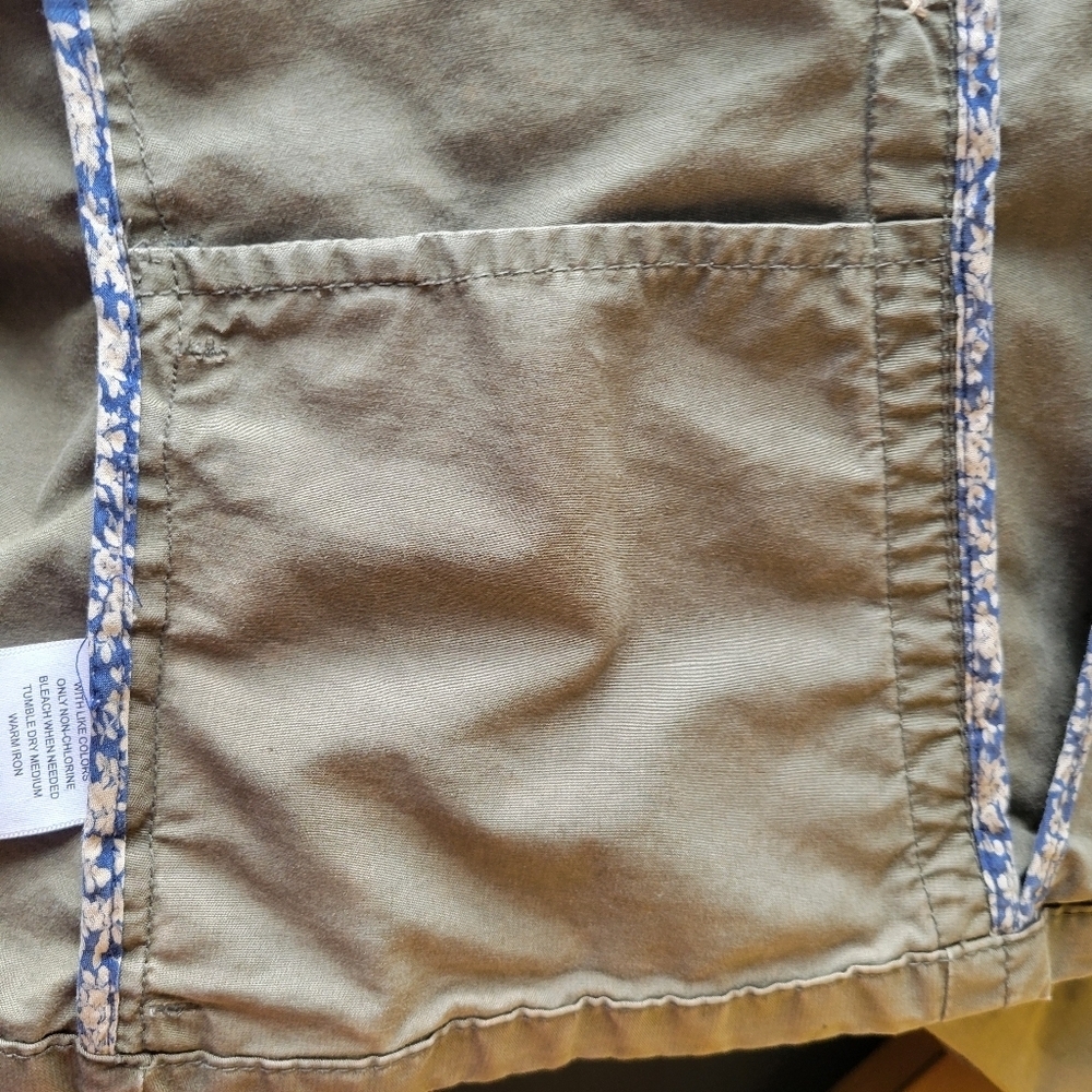 OLD NAVY // one of a kind DIY Hawaiian flag Queen Liliuokalani patch cargo army - Picture 15 of 15
